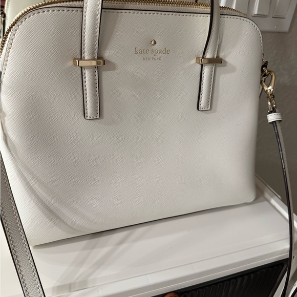 Kate Spade White Crossbody - Picture 1 of 4